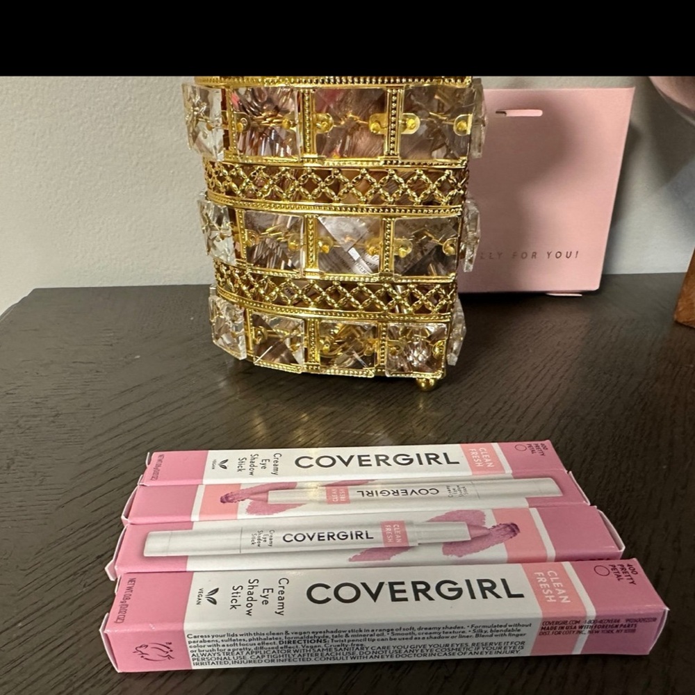 Covergirl Cream Pink Lipstick Set 3 pieces